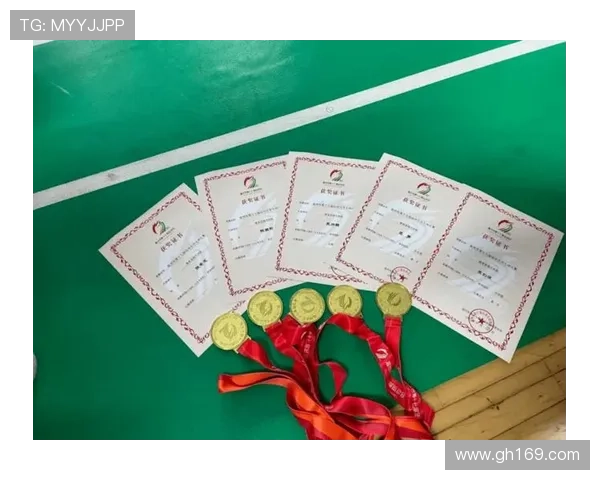 广州羽毛球队在奥运会积分榜上以57分稳居第一名引发关注 广州羽毛球队在奥运会积分榜上以57分稳居第一名引发关注
